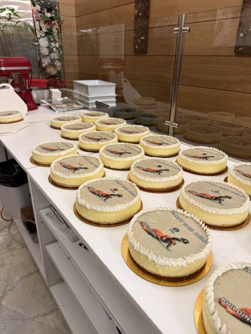 Rippling coldcakes ready to go out in San Francisco